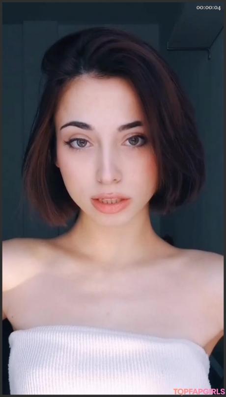 Lucrelisa nude leaked OnlyFans photo #29