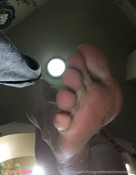 Footgoddessbittavonsweet nude leaked OnlyFans photo #61