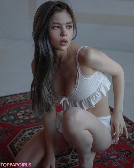 Maya nude leaked OnlyFans photo #7