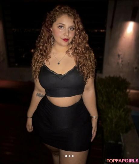 Curvy nude leaked OnlyFans photo #6