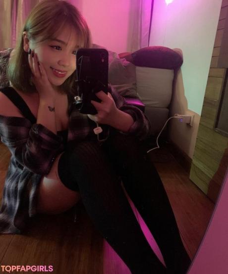 Sadparu nude leaked OnlyFans photo #16