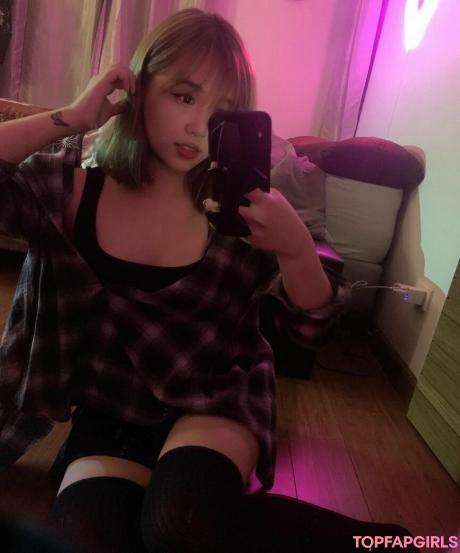 Sadparu nude leaked OnlyFans photo #17