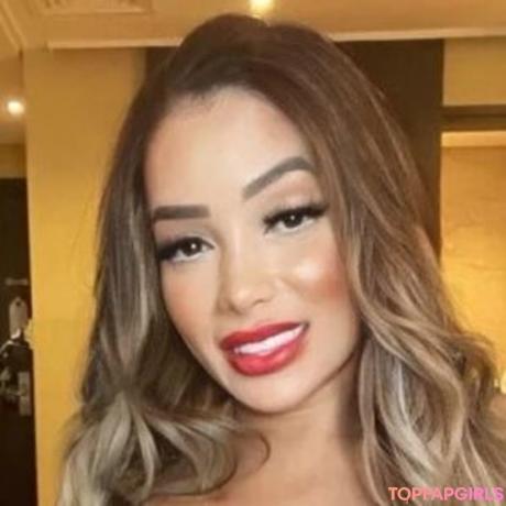 Julia nude leaked OnlyFans photo #8