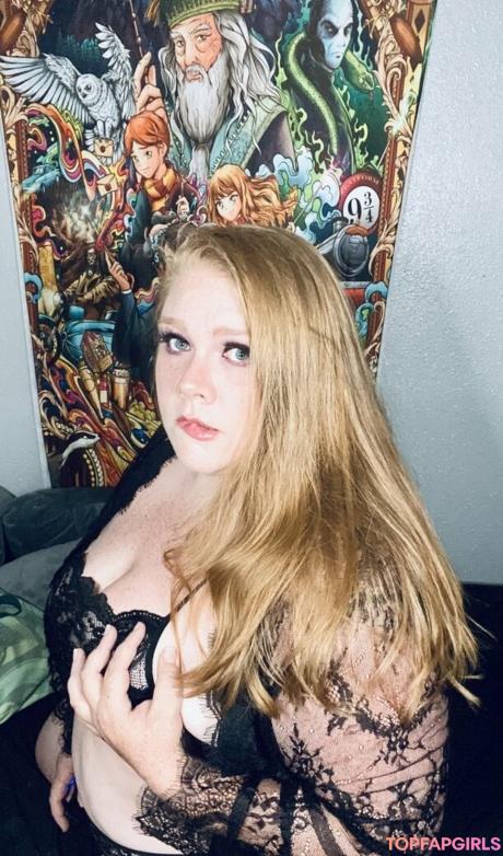 Thescarlettfawx nude leaked OnlyFans photo #38