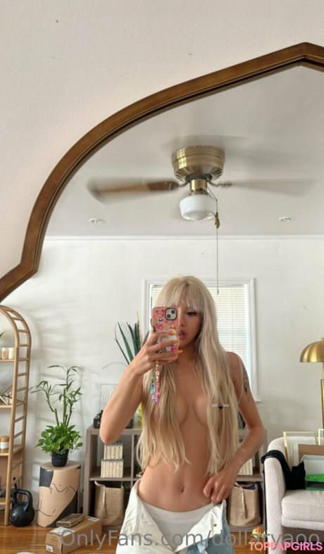 Dollaryaoo nude leaked OnlyFans photo #34