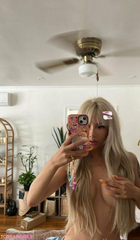 Dollaryaoo nude leaked OnlyFans photo #35