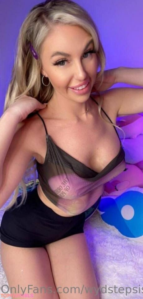 Wydstepsissy nude leaked OnlyFans photo #813