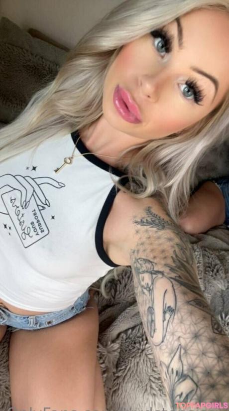 Wydstepsissy nude leaked OnlyFans photo #954