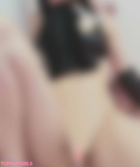 Uuchan nude leaked OnlyFans photo #7