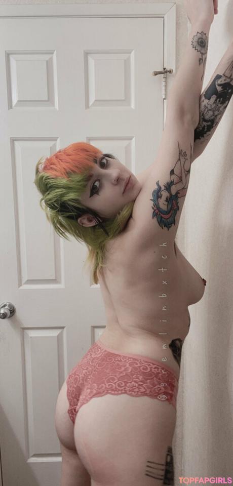 Gremlinbxtch nude leaked OnlyFans photo #78