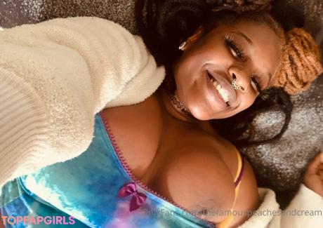 Thefamouspeachesandcream nude leaked OnlyFans photo #19