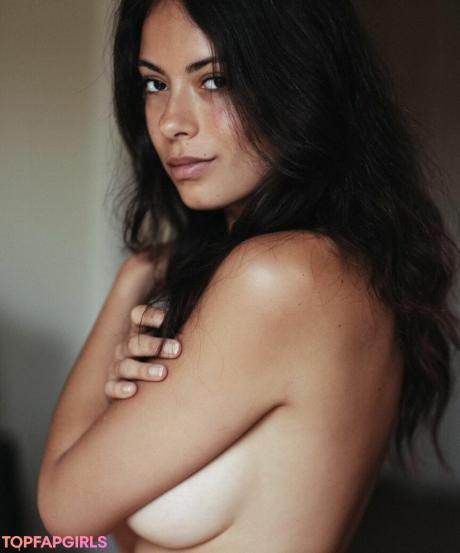 Caroline nude leaked OnlyFans photo #19