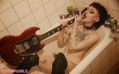 LittleDemonWitch nude leaked OnlyFans photo #16
