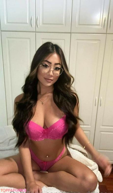 Miaa nude leaked OnlyFans photo #15
