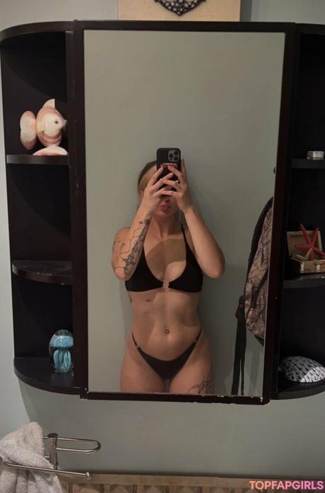 Maddyalivia nude leaked OnlyFans photo #1