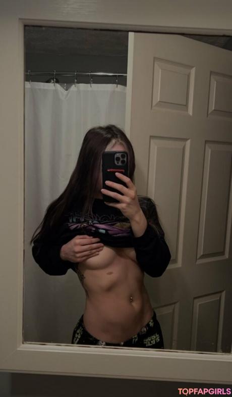 Maddyalivia nude leaked OnlyFans photo #10