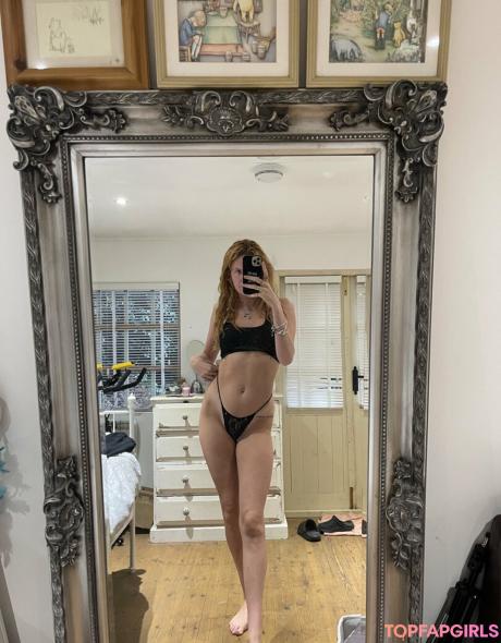 Annie nude leaked OnlyFans photo #13