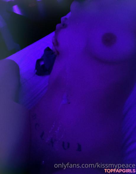Ellathrasher nude leaked OnlyFans photo #35