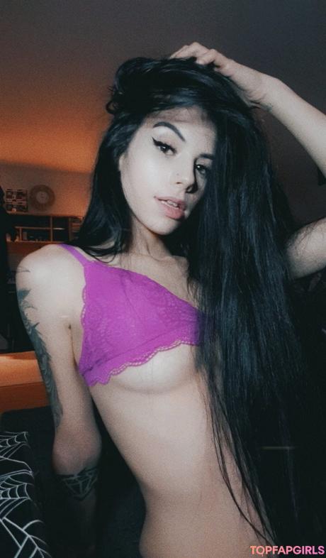 Ellathrasher nude leaked OnlyFans photo #8