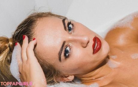 Monika nude leaked OnlyFans photo #12