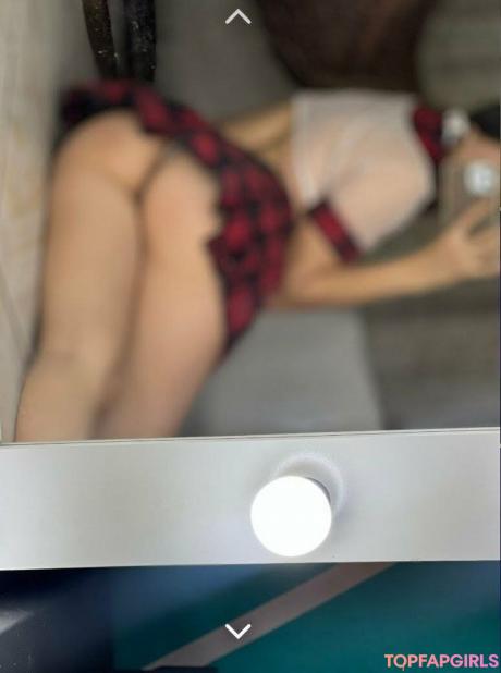 Yessalbarrn nude leaked OnlyFans photo #18