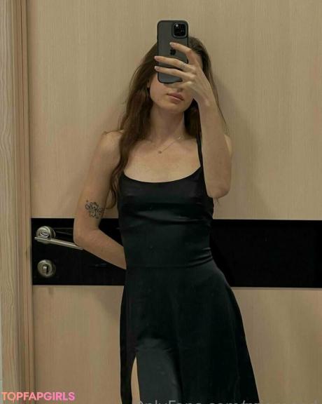 Miareeed nude leaked OnlyFans photo #90
