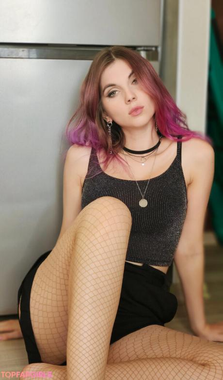Lipisinkaaa nude leaked OnlyFans photo #160