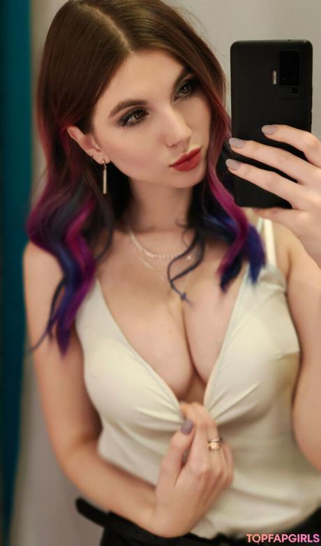 Lipisinkaaa nude leaked OnlyFans photo #198