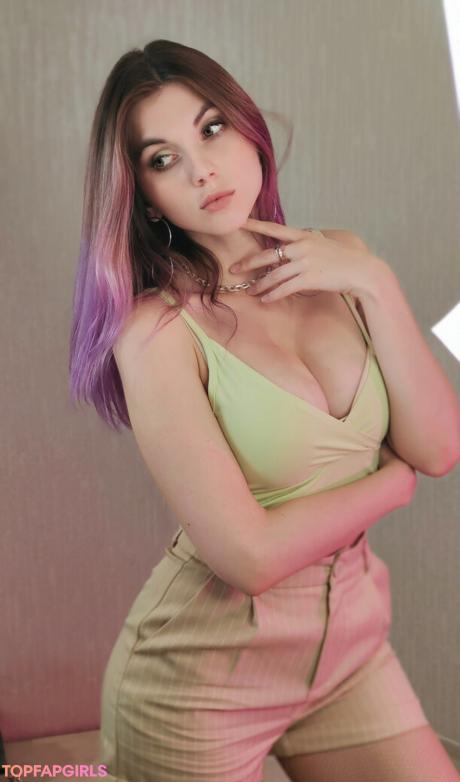 Lipisinkaaa nude leaked OnlyFans photo #204