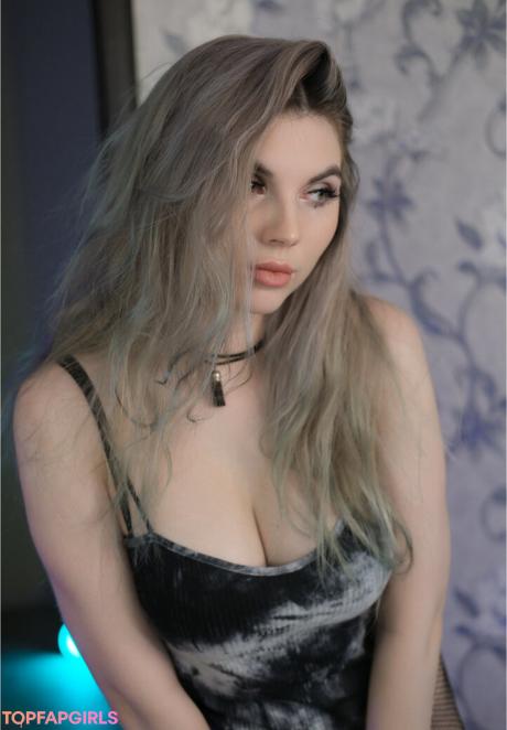 Lipisinkaaa nude leaked OnlyFans photo #511
