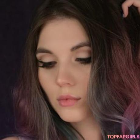 Lipisinkaaa nude leaked OnlyFans photo #8