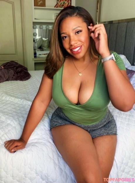 Realtexascurves nude leaked OnlyFans photo #81
