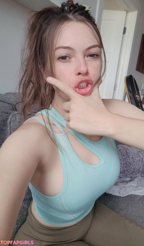 Allyssooonnnn nude leaked OnlyFans photo #9