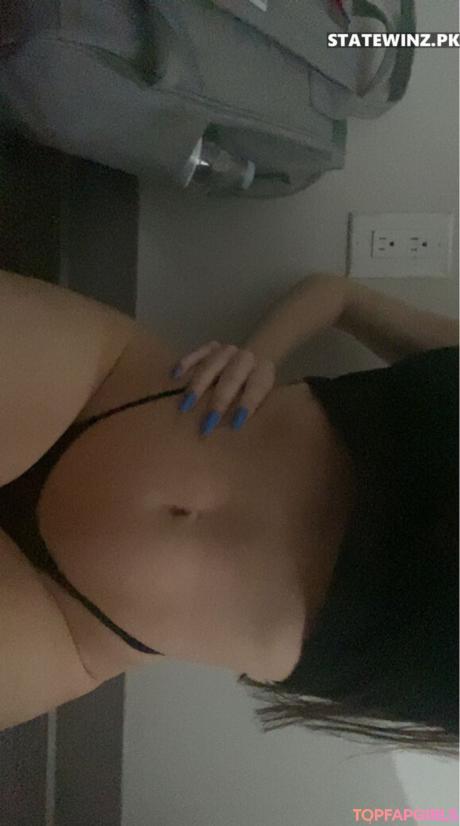 Julia nude leaked OnlyFans photo #2