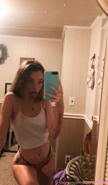 Katiepardon2001 nude leaked OnlyFans photo #5