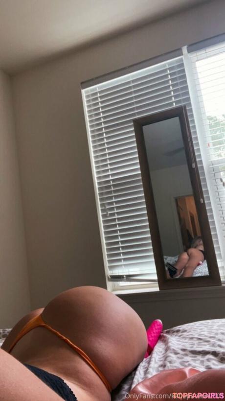 Katiepardon2001 nude leaked OnlyFans photo #8