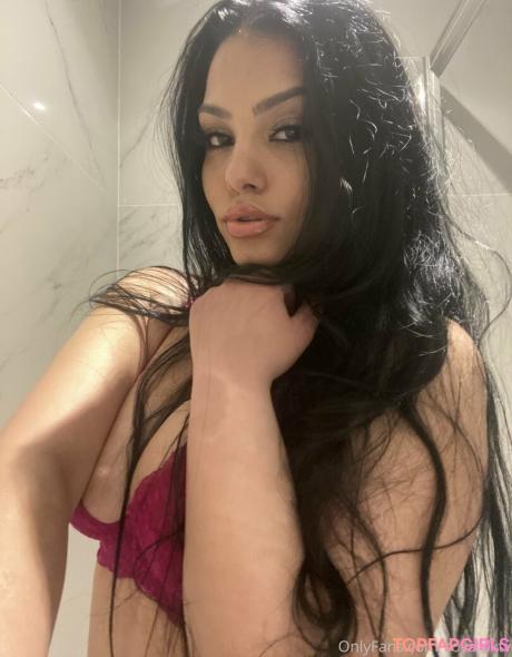 Sovaunix nude leaked OnlyFans photo #6