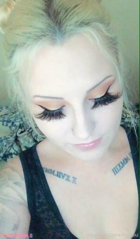 Katiiemaedagoat nude leaked OnlyFans photo #13