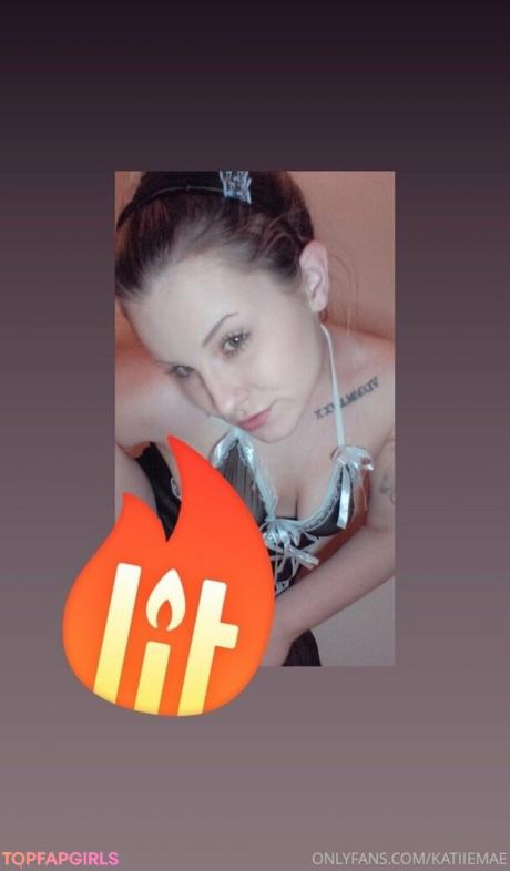 Katiiemaedagoat nude leaked OnlyFans photo #3