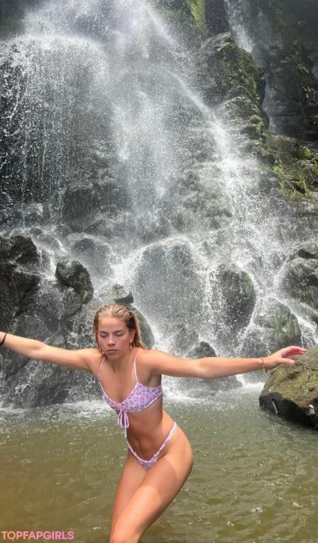Becca nude leaked OnlyFans photo #11