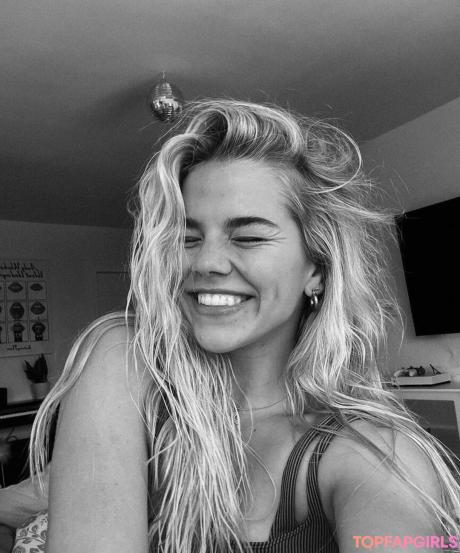 Becca nude leaked OnlyFans photo #35