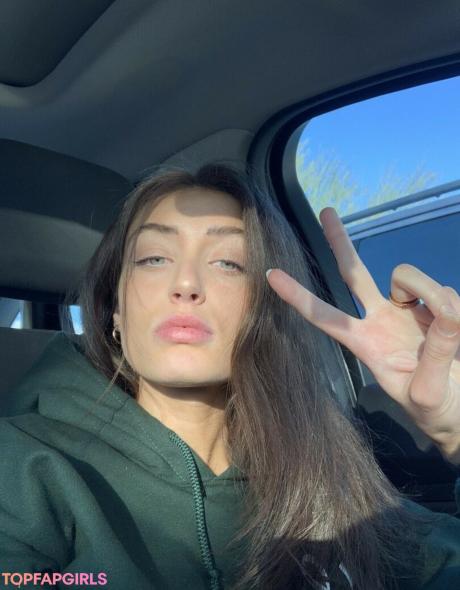Alyssa nude leaked OnlyFans photo #3