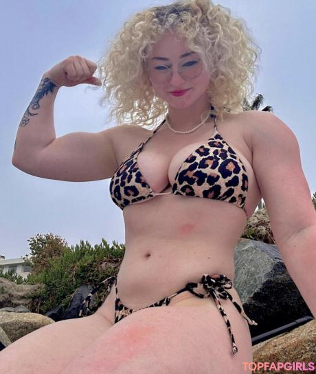 Chloethehokage nude leaked OnlyFans photo #4