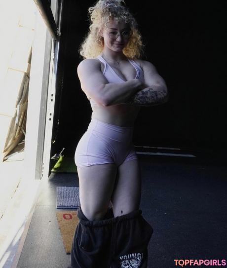 Chloethehokage nude leaked OnlyFans photo #8
