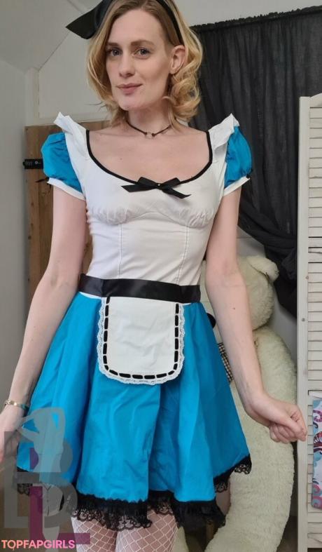 Belle-lou nude leaked OnlyFans photo #7