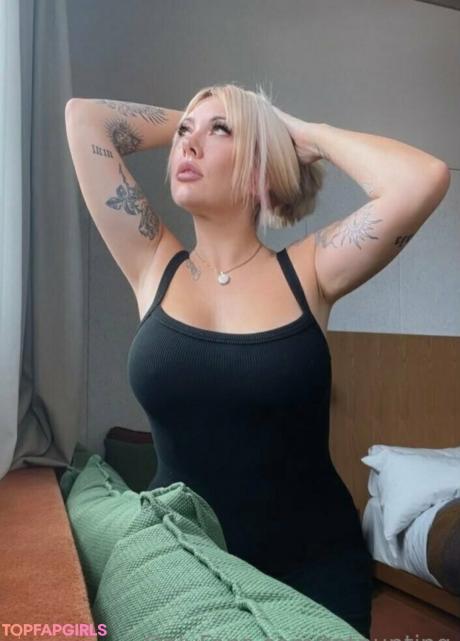 Carlyelectriclive nude leaked OnlyFans photo #31