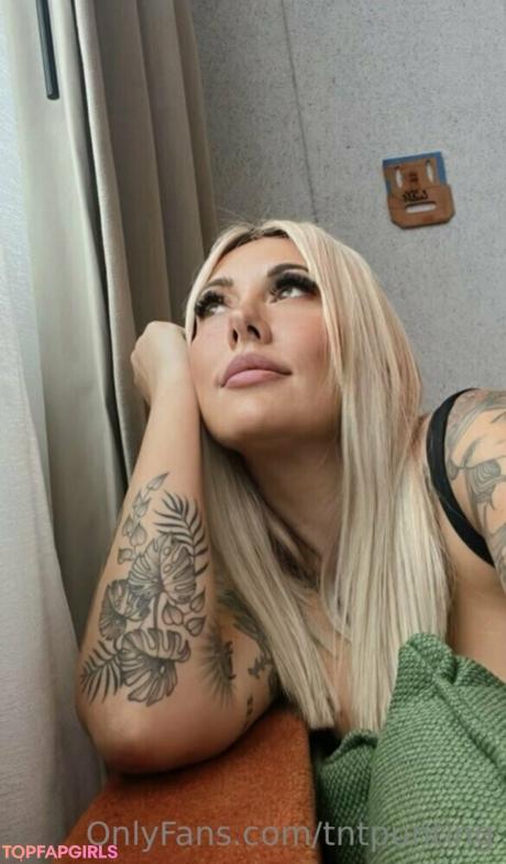 Carlyelectriclive nude leaked OnlyFans photo #32