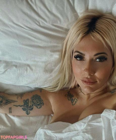 Carlyelectriclive nude leaked OnlyFans photo #33