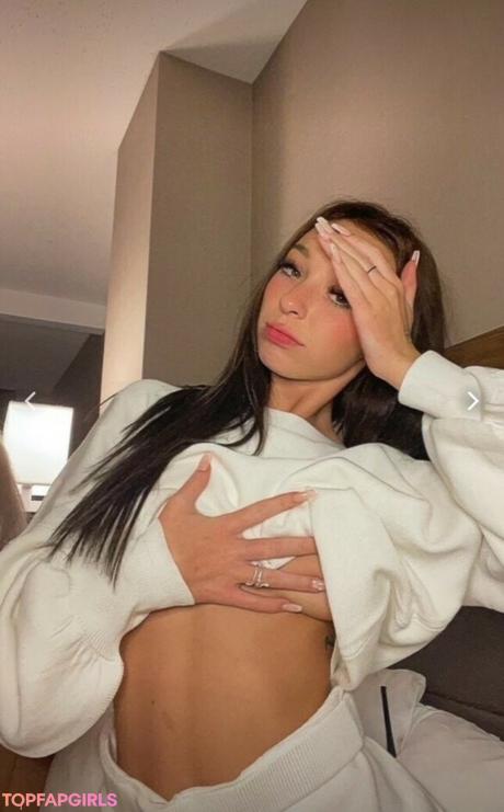 Katiekbae nude leaked OnlyFans photo #13