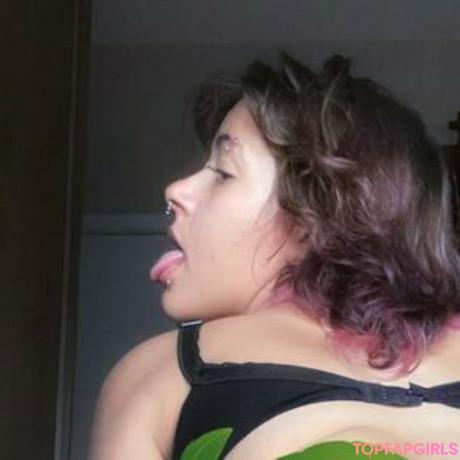 Luisabacaxi nude leaked OnlyFans photo #5